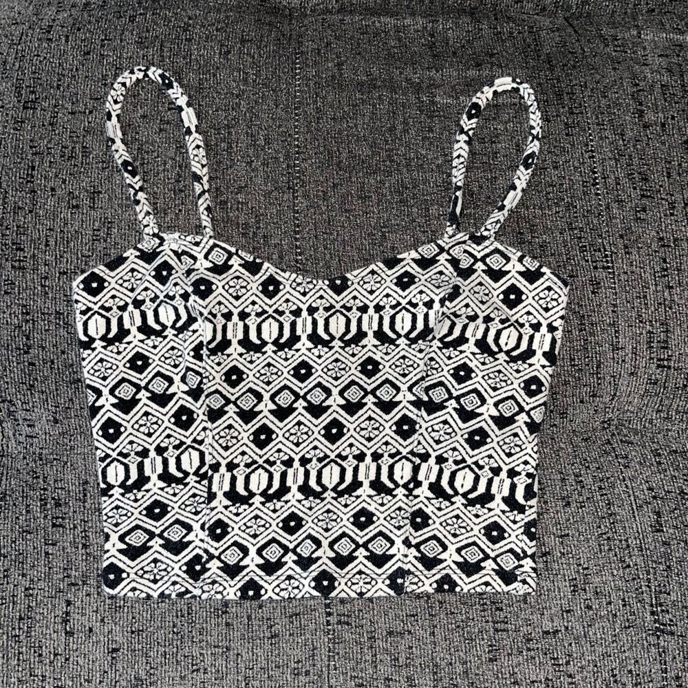 Hollister cropped top